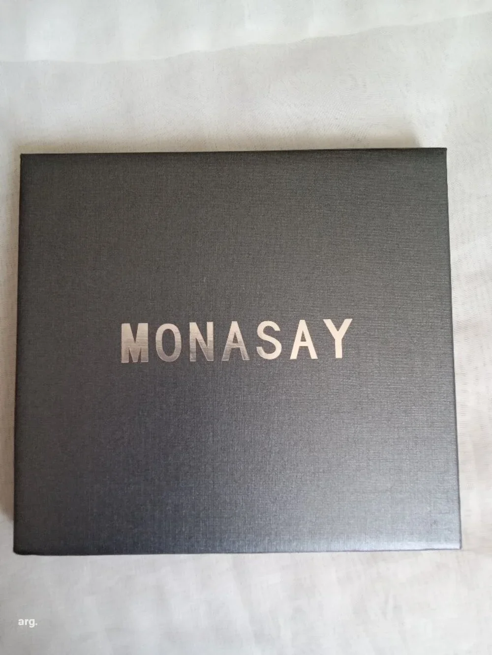 MONASAY Premium Leather Magnetic Flip Case iPhone 17– Turquoise (Brand New)